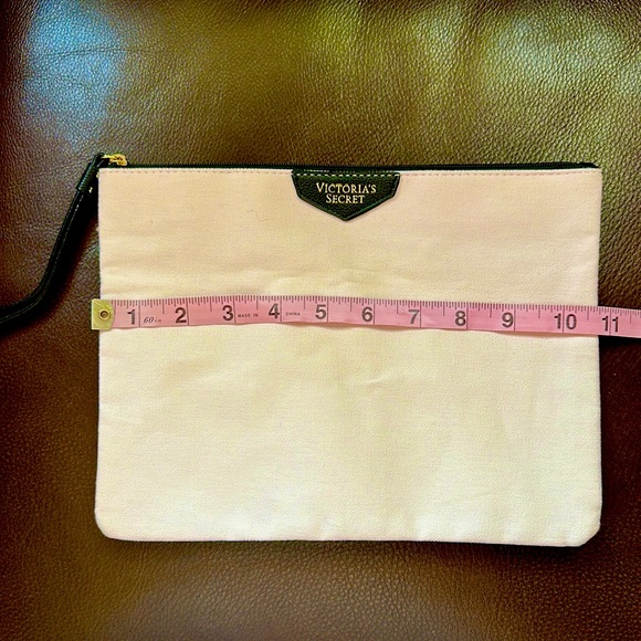 Victoria’s Secret Pink/Black Striped Overnight Bag - Picture 8 of 17